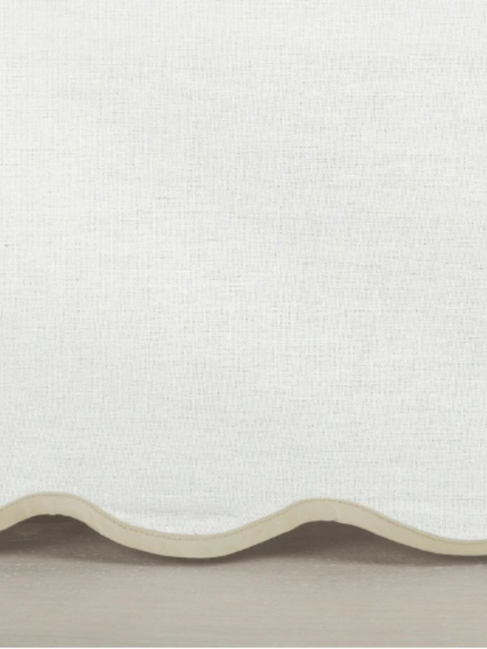 Lush Decor Coastal Chic Scallop Edge Linen Textured Bed Skirt - Picture 2 of 2